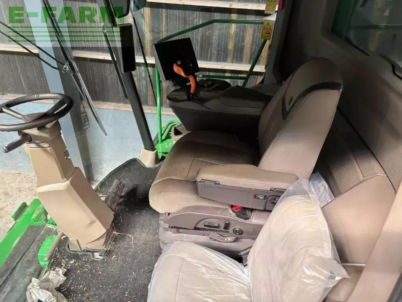 Combine harvester John Deere x9 1000: picture 8