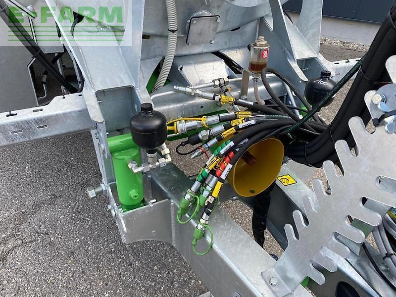Fertilizing equipment Joskin volumetra 14500 d: picture 9