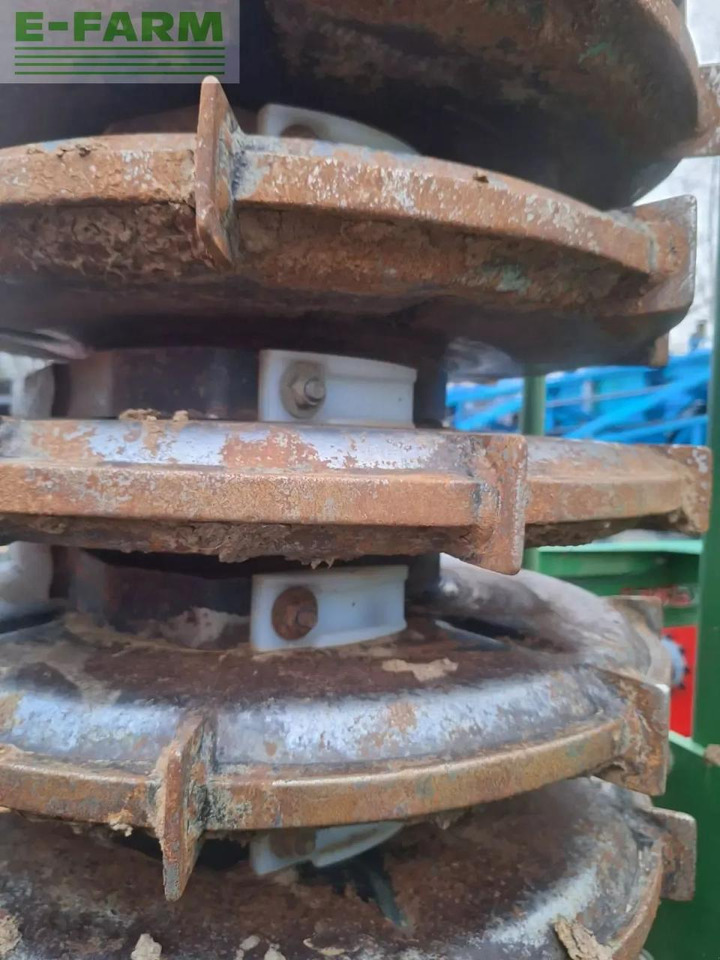 Kerner x3 - Cultivator: picture 4 Kerner x3 - Cultivator: picture 4