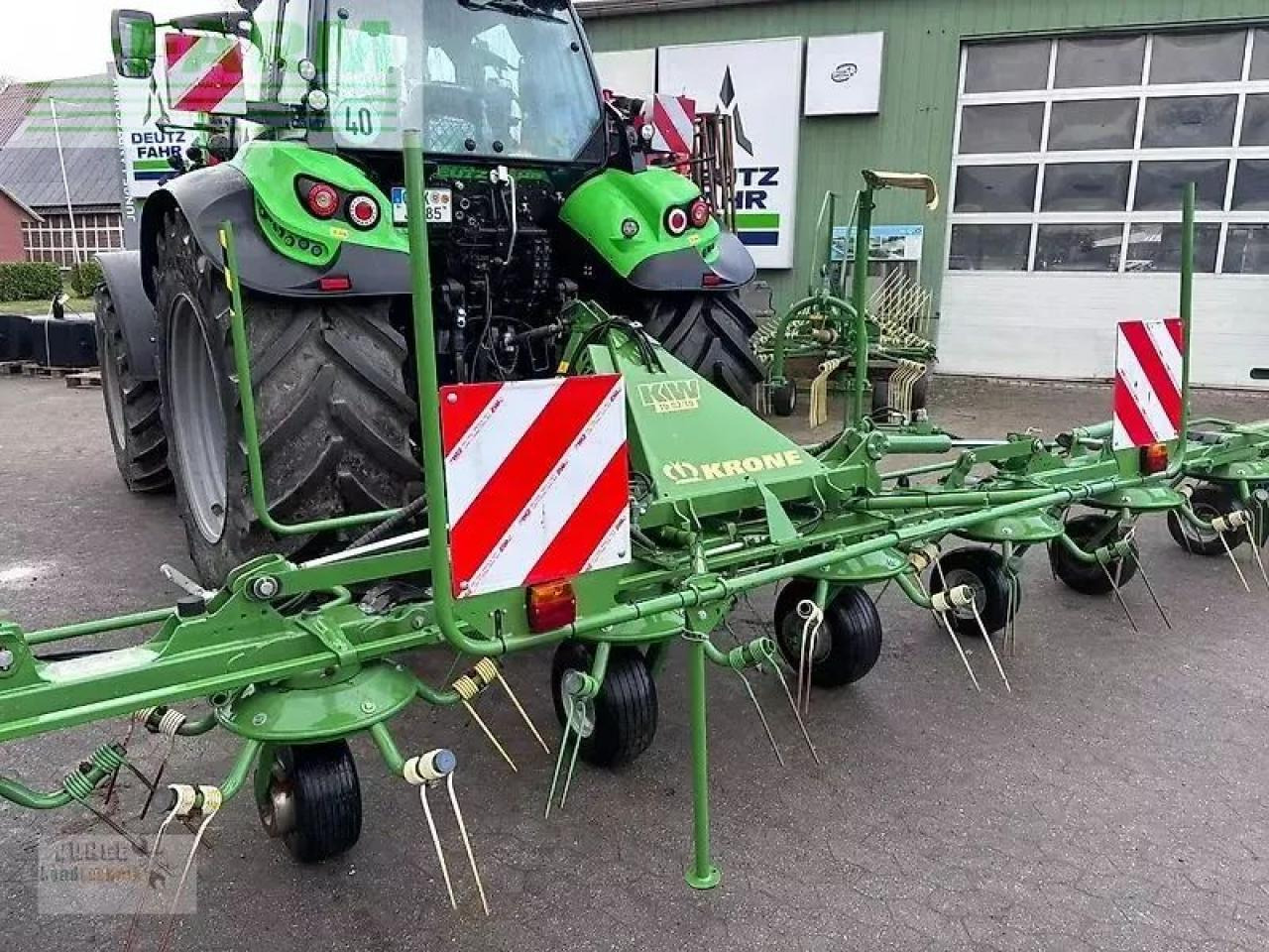 Krone kw 10.02 - Tedder/ Rake: picture 1 Krone kw 10.02 - Tedder/ Rake: picture 1