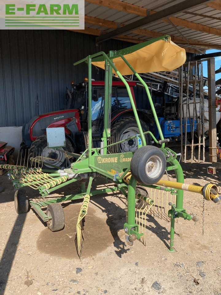 Krone swadro 46 - Tedder/ Rake: picture 1 Krone swadro 46 - Tedder/ Rake: picture 1