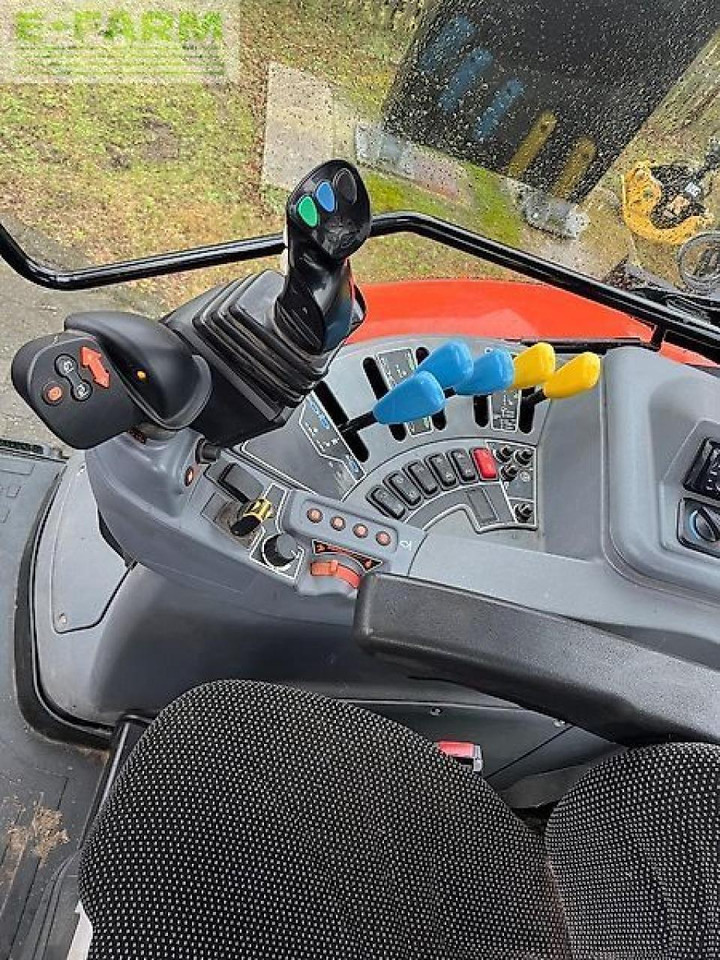 Farm tractor Kubota m6121: picture 8 Farm tractor Kubota m6121: picture 8