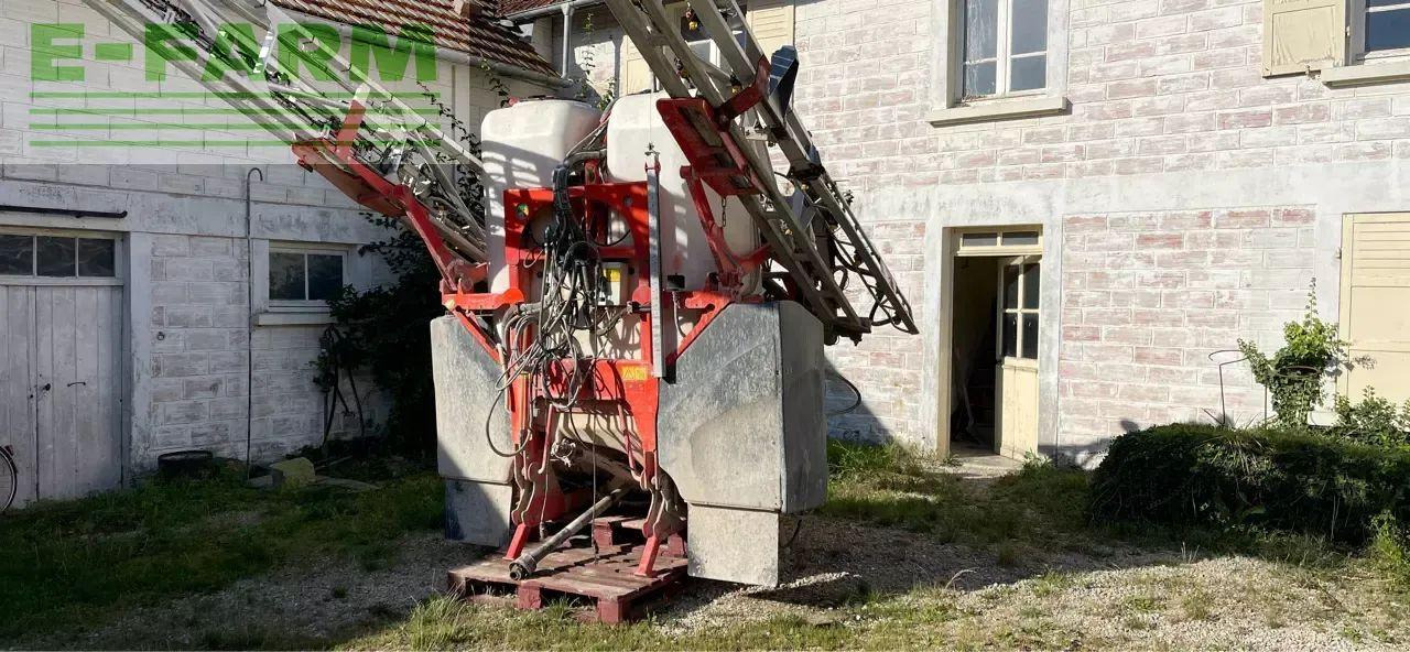 Kuhn altis 2002 - Trailed sprayer: picture 5 Kuhn altis 2002 - Trailed sprayer: picture 5