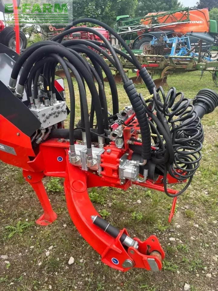 Kuhn ga 13231 - Tedder/ Rake: picture 5 Kuhn ga 13231 - Tedder/ Rake: picture 5