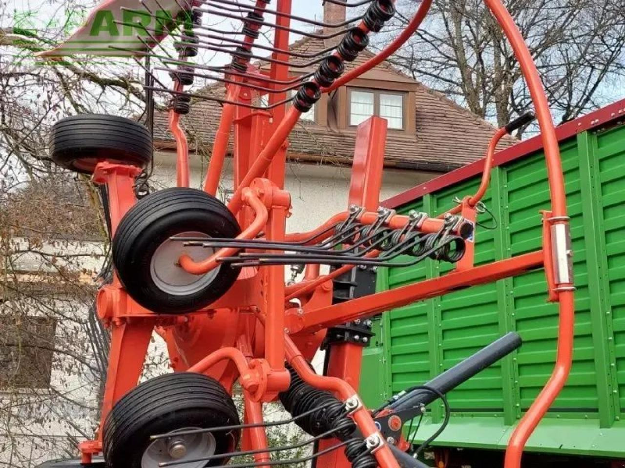 Kuhn ga 6930 - Tedder/ Rake: picture 2 Kuhn ga 6930 - Tedder/ Rake: picture 2
