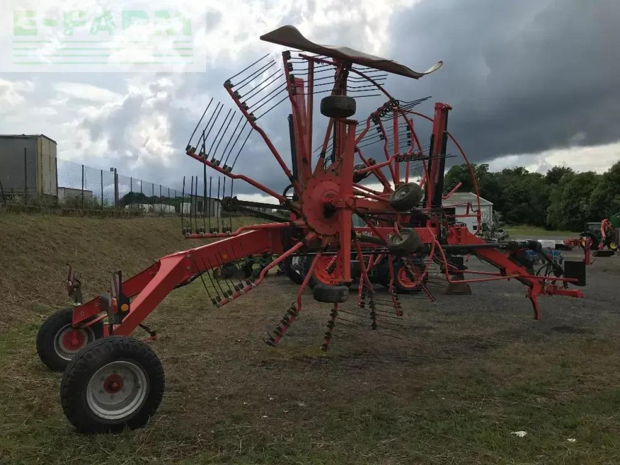 Kuhn ga 8830 - Tedder/ Rake: picture 3 Kuhn ga 8830 - Tedder/ Rake: picture 3