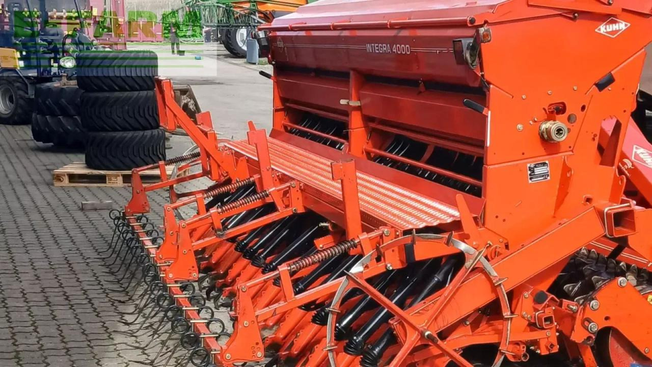 Kuhn hr 4003 + integra 4000 - Combine seed drill: picture 5 Kuhn hr 4003 + integra 4000 - Combine seed drill: picture 5