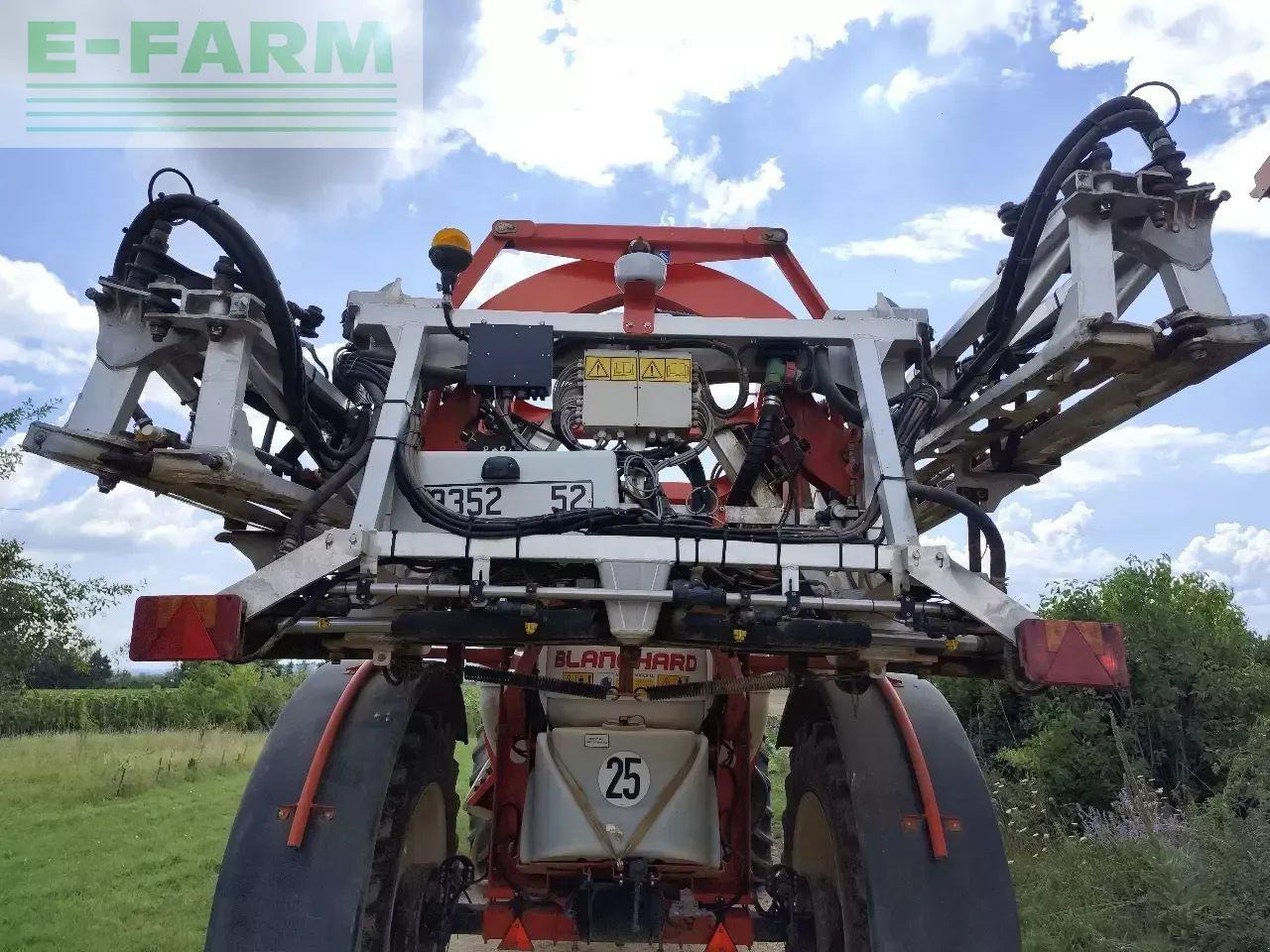 Trailed sprayer Kuhn metris 4100: picture 10