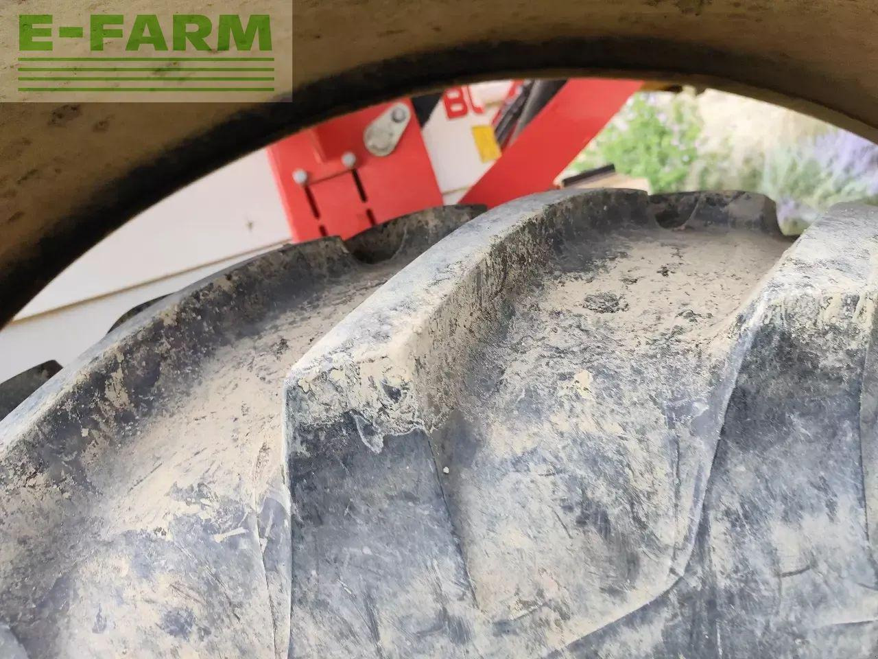 Trailed sprayer Kuhn metris 4100: picture 8