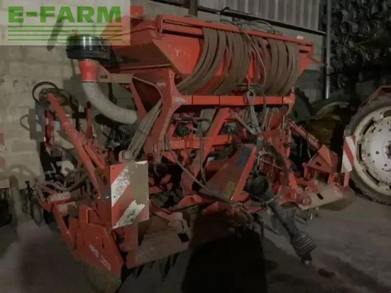 Kuhn pneumatique - Combine seed drill: picture 4 Kuhn pneumatique - Combine seed drill: picture 4
