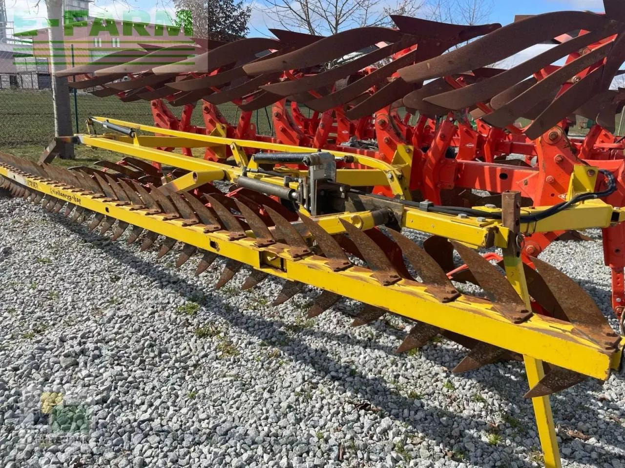 Kuhn vari-master 153 mit schollencracker - Plow: picture 3 Kuhn vari-master 153 mit schollencracker - Plow: picture 3