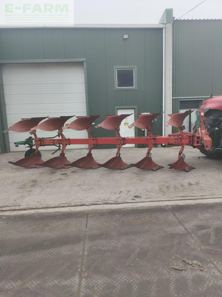Kverneland LD 100/300 - Plow: picture 2 Kverneland LD 100/300 - Plow: picture 2