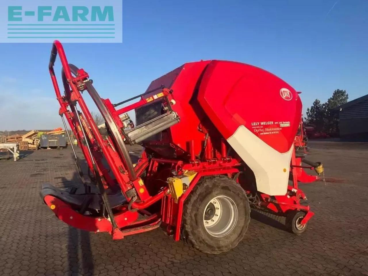 Lely tornado 245 rp - Square baler: picture 1 Lely tornado 245 rp - Square baler: picture 1