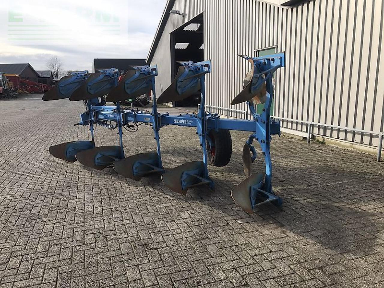 Lemken juwel 8 v 4+1 n100 on-land - Plow: picture 3 Lemken juwel 8 v 4+1 n100 on-land - Plow: picture 3