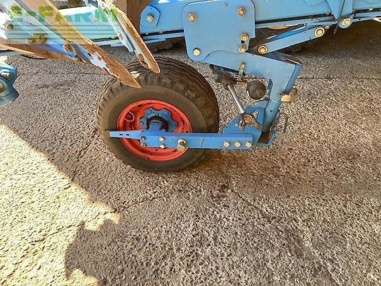 Lemken juwel 8 v 6-schaar on-land - Plow: picture 2 Lemken juwel 8 v 6-schaar on-land - Plow: picture 2