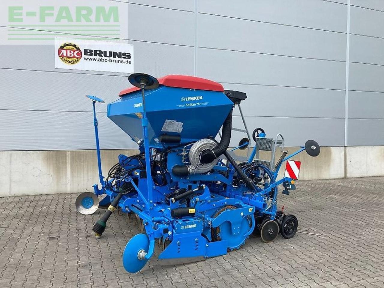 Lemken solitair 9+ / zirkon 12/300 - Soil tillage equipment: picture 2 Lemken solitair 9+ / zirkon 12/300 - Soil tillage equipment: picture 2