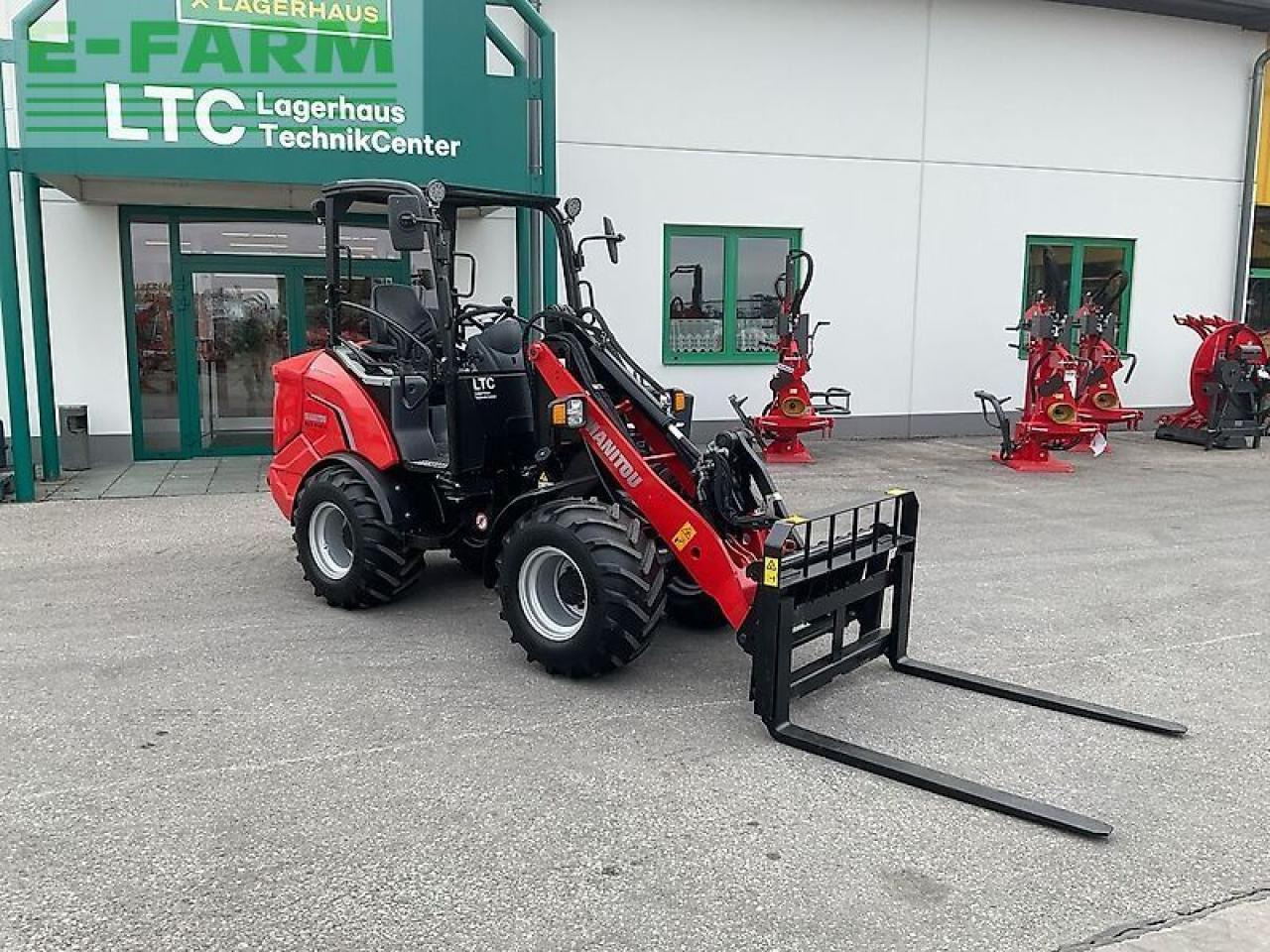 Manitou mla 3-25 h - Mini excavator: picture 2 Manitou mla 3-25 h - Mini excavator: picture 2