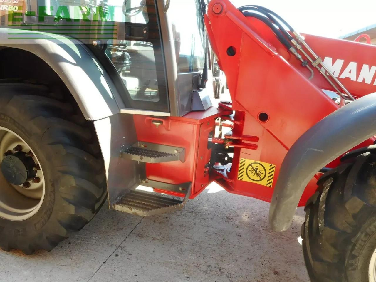 Mini excavator Manitou mla 628-120 lsu mit teleskoparm!: picture 14