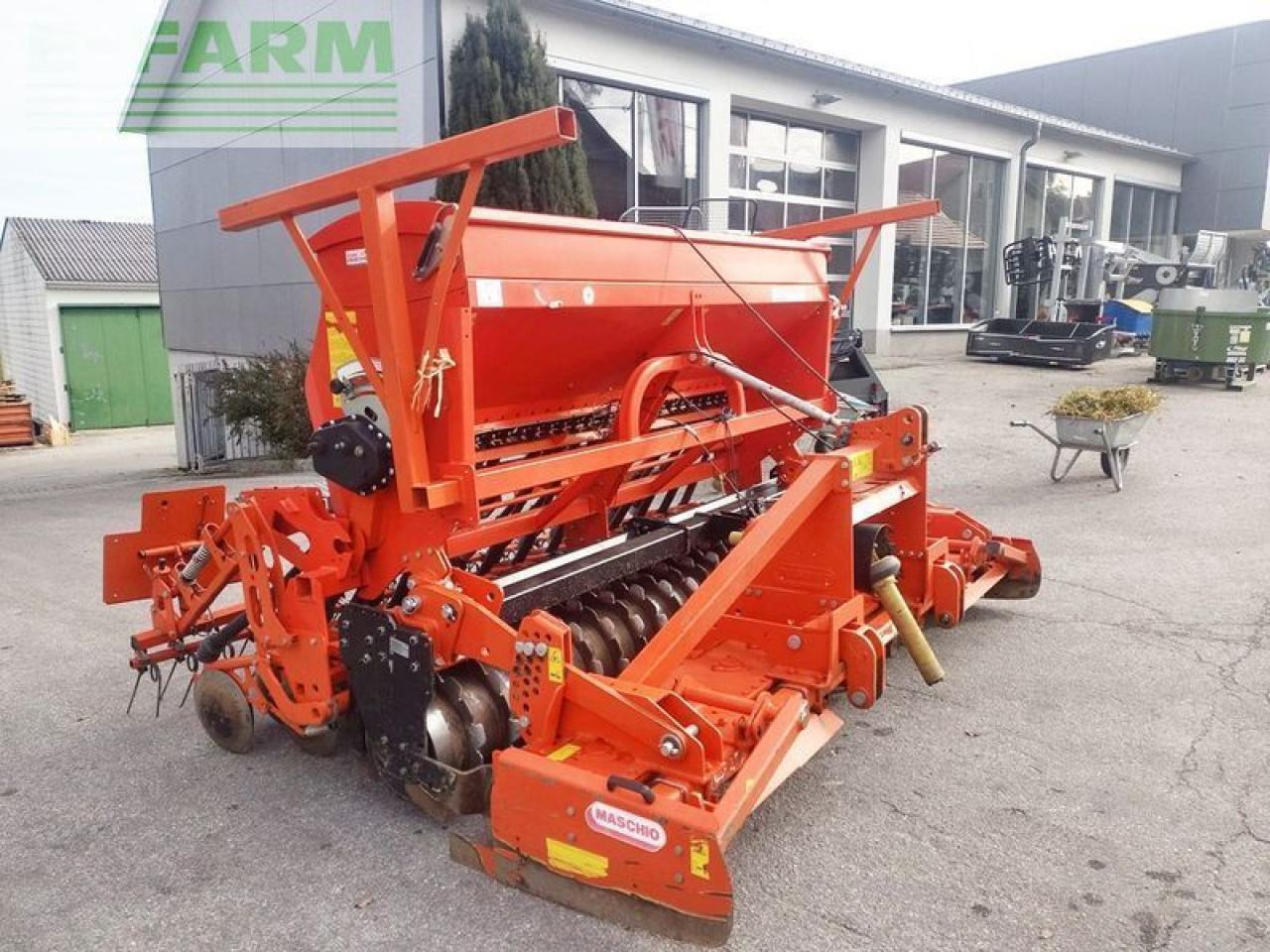 Maschio /gaspardo säkombination mechanisch - Combine seed drill: picture 3 Maschio /gaspardo säkombination mechanisch - Combine seed drill: picture 3