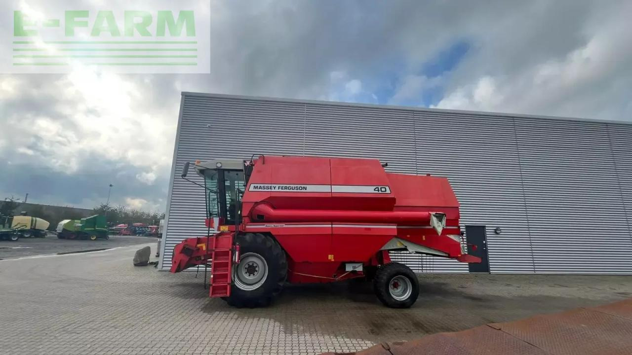 Massey Ferguson 40 - Combine harvester: picture 3 Massey Ferguson 40 - Combine harvester: picture 3