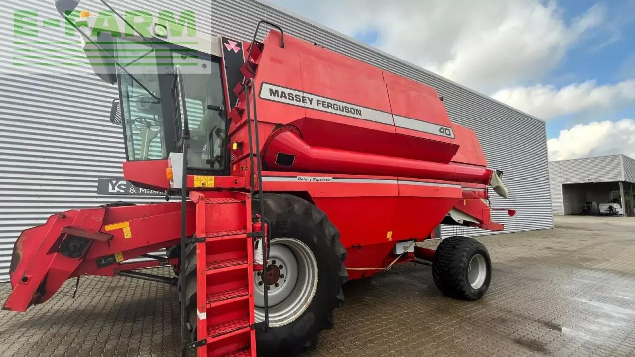 Massey Ferguson 40 - Combine harvester: picture 1 Massey Ferguson 40 - Combine harvester: picture 1