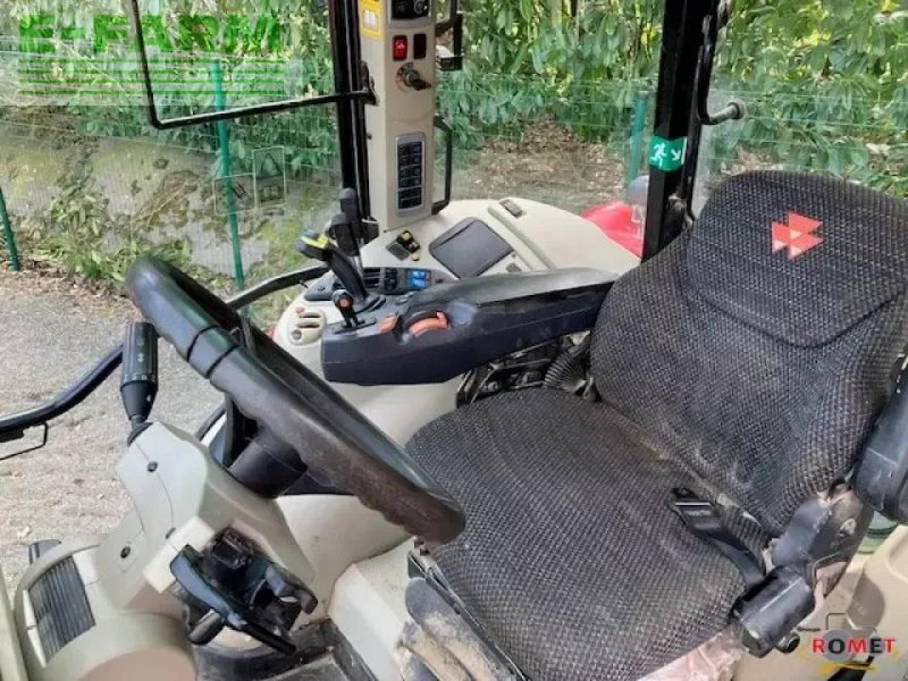 Massey Ferguson 5713 s d4 ef mr - Farm tractor: picture 4 Massey Ferguson 5713 s d4 ef mr - Farm tractor: picture 4