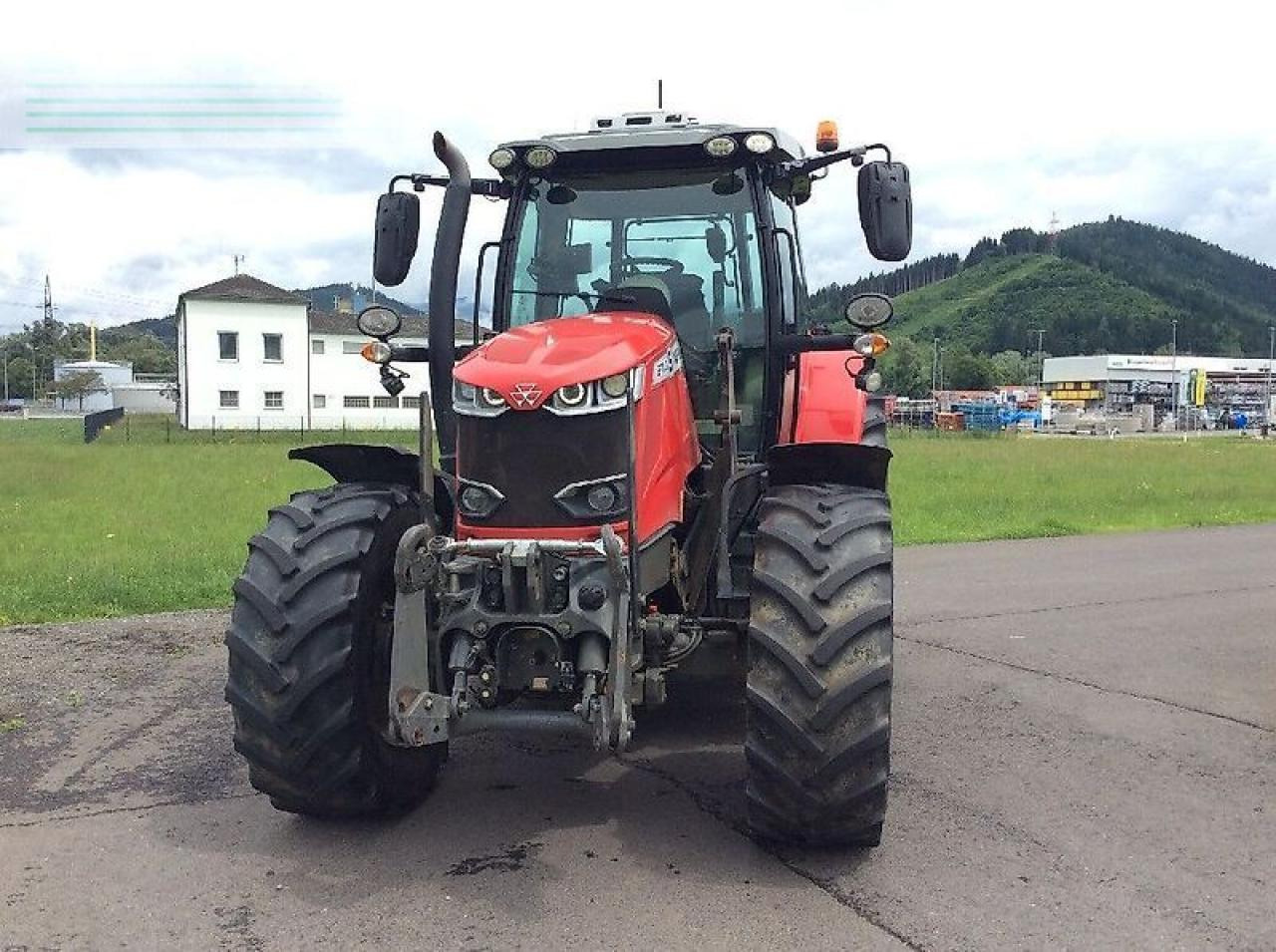Massey Ferguson 6713s - Farm tractor: picture 2 Massey Ferguson 6713s - Farm tractor: picture 2