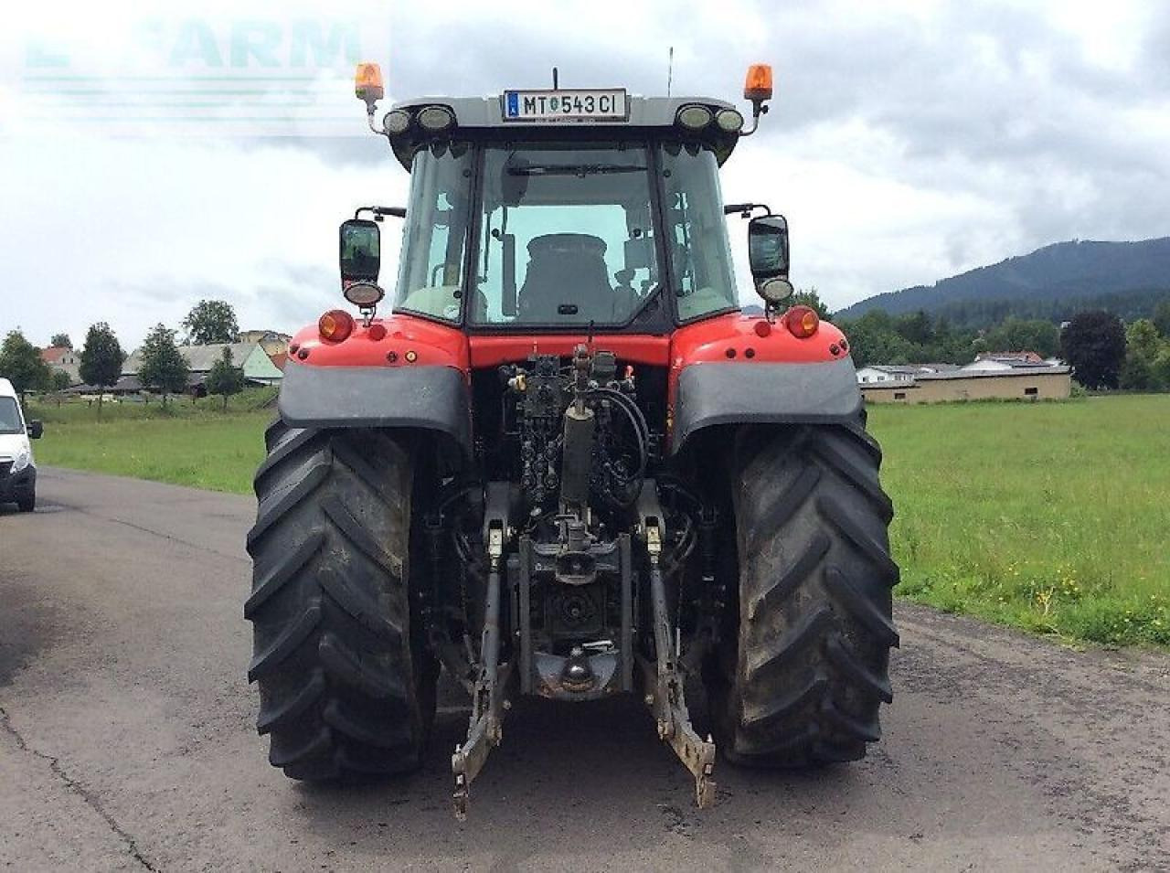 Massey Ferguson 6713s - Farm tractor: picture 5 Massey Ferguson 6713s - Farm tractor: picture 5