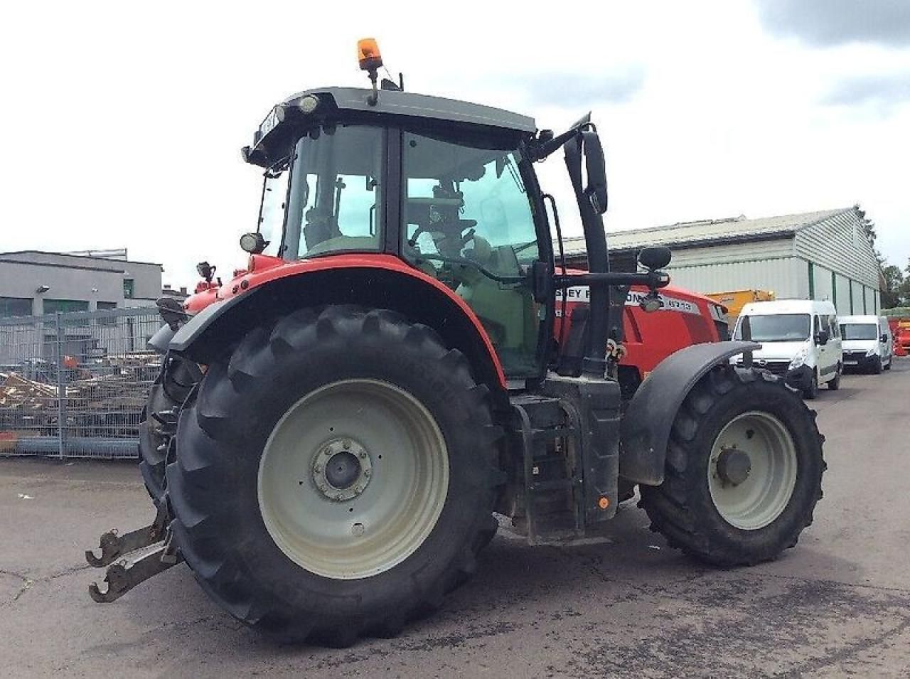 Massey Ferguson 6713s - Farm tractor: picture 4 Massey Ferguson 6713s - Farm tractor: picture 4