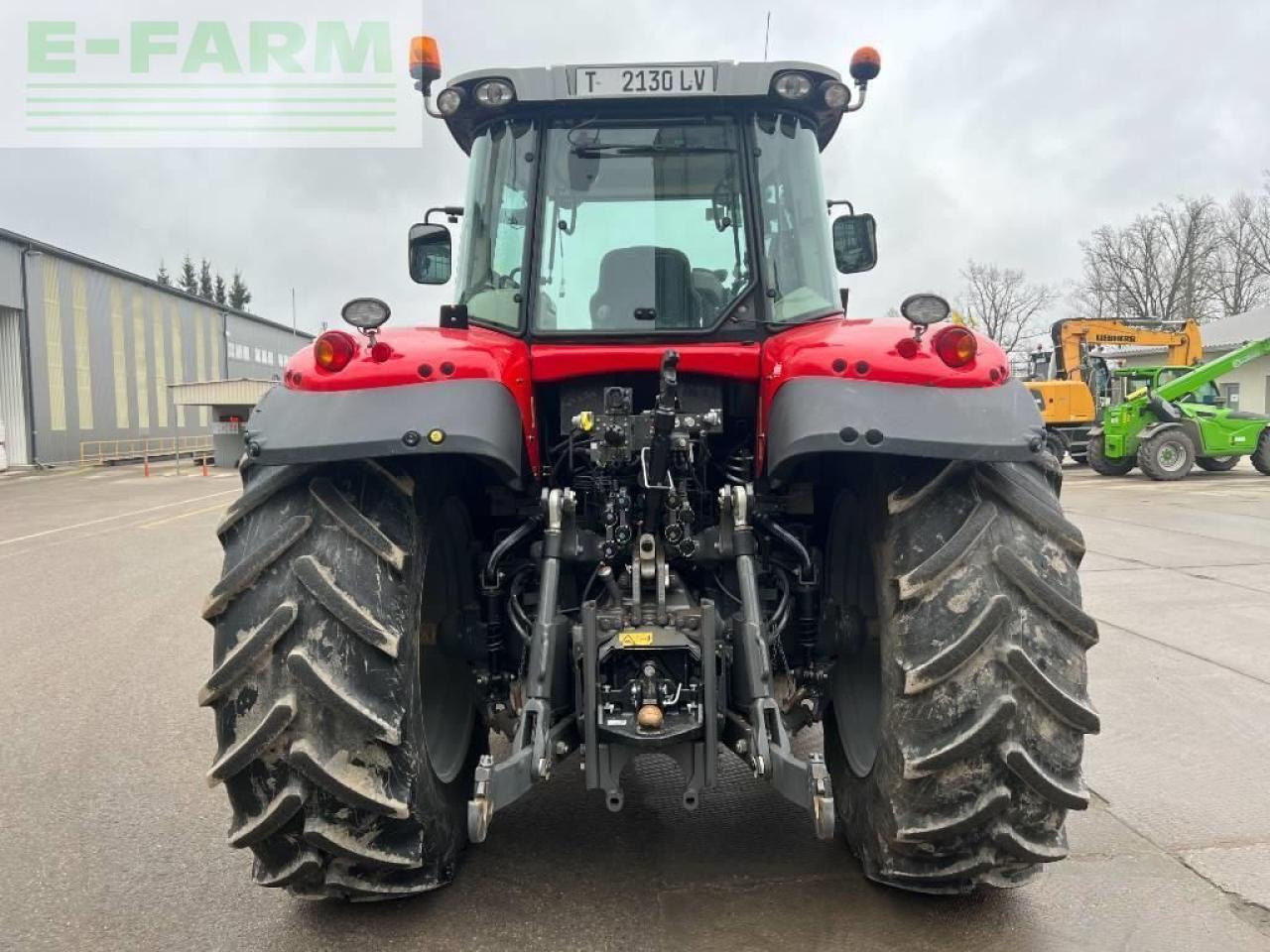Massey Ferguson 7726 - Farm tractor: picture 3 Massey Ferguson 7726 - Farm tractor: picture 3