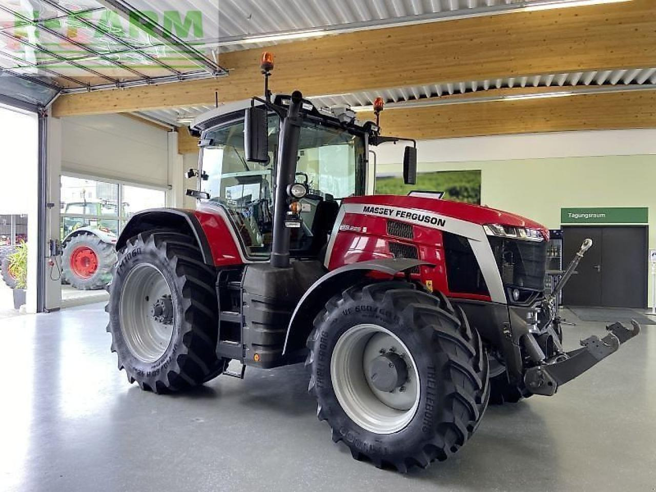 Massey Ferguson 8s.225 dyna e-power - Farm tractor: picture 1 Massey Ferguson 8s.225 dyna e-power - Farm tractor: picture 1