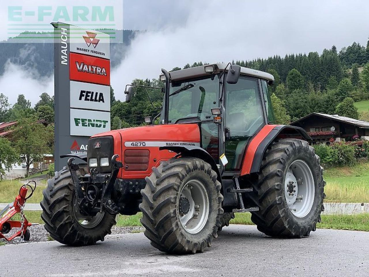 Massey Ferguson mf 4270 - Farm tractor: picture 1 Massey Ferguson mf 4270 - Farm tractor: picture 1