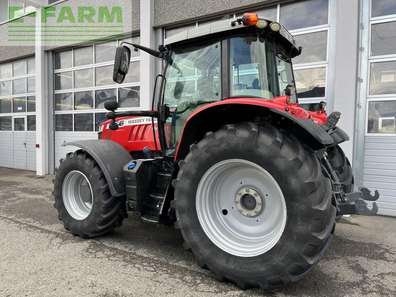 Massey Ferguson mf 6715 s dyna-vt exclusive Exclusive - Farm tractor: picture 4 Massey Ferguson mf 6715 s dyna-vt exclusive Exclusive - Farm tractor: picture 4