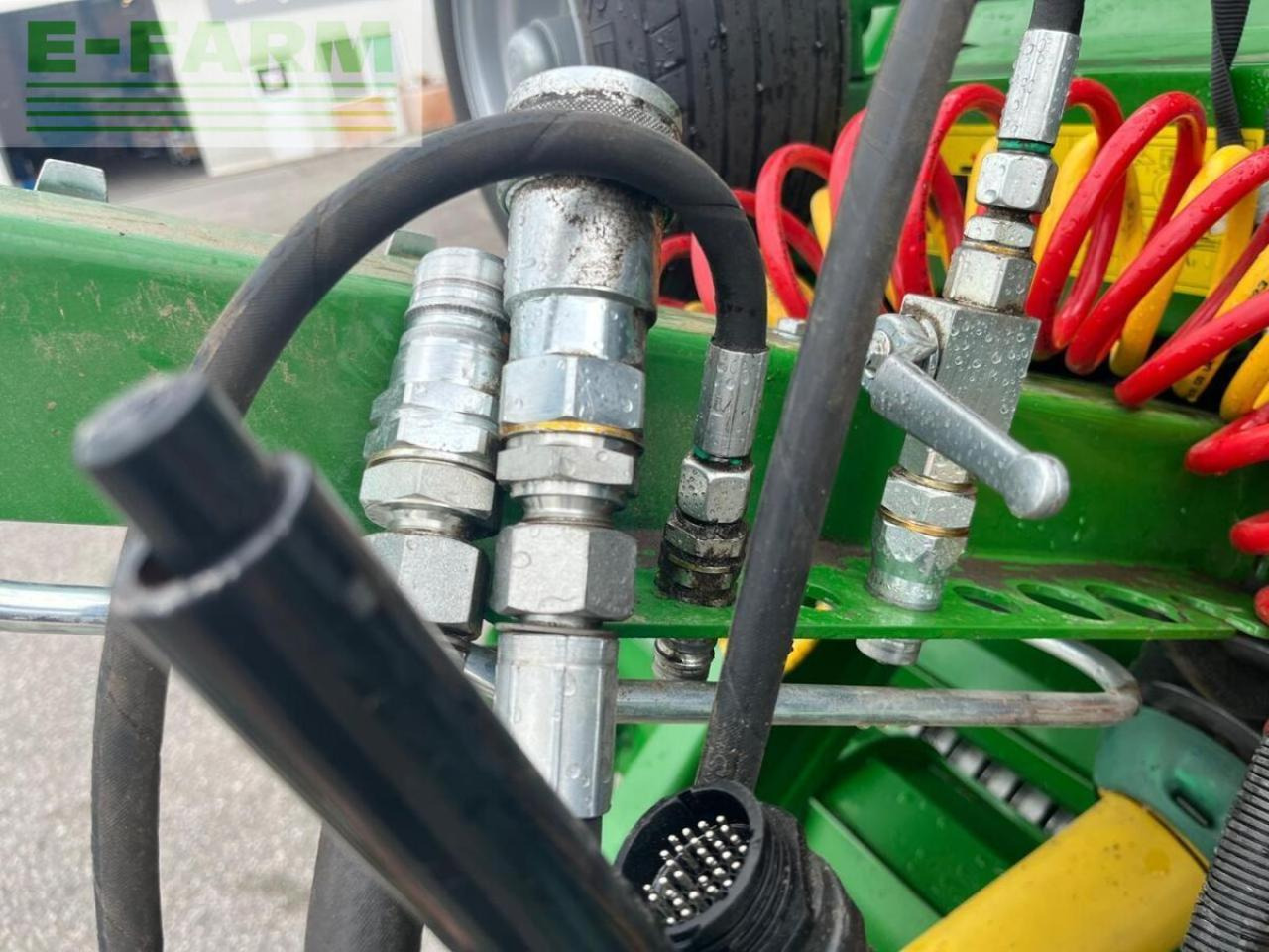 Square baler Mc Hale f5600: picture 8 Square baler Mc Hale f5600: picture 8