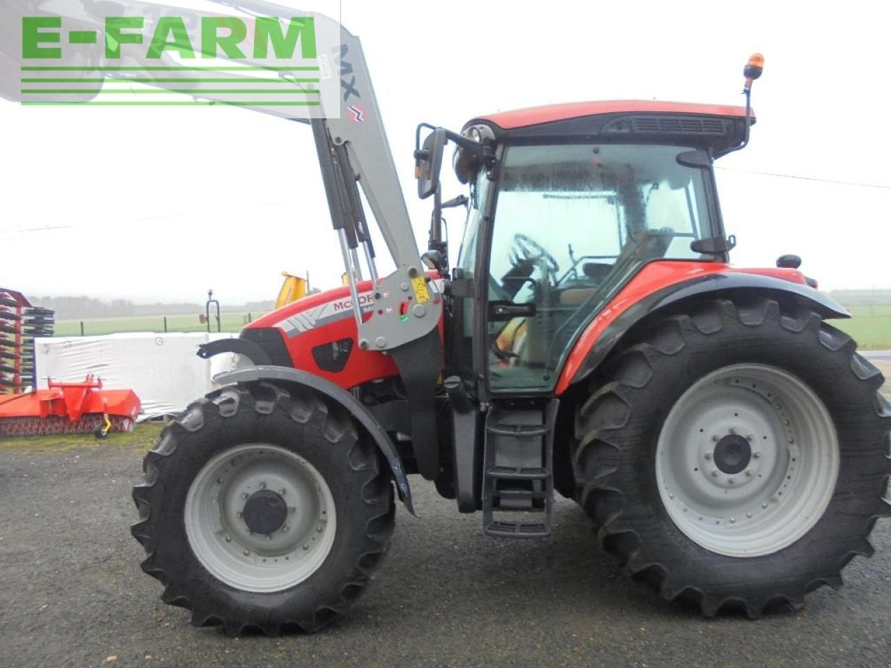 McCormick cx95 - Farm tractor: picture 3 McCormick cx95 - Farm tractor: picture 3