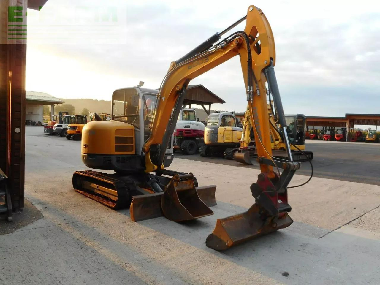 Neuson 600rd ( 5.500 kg ) - Mini excavator: picture 5 Neuson 600rd ( 5.500 kg ) - Mini excavator: picture 5