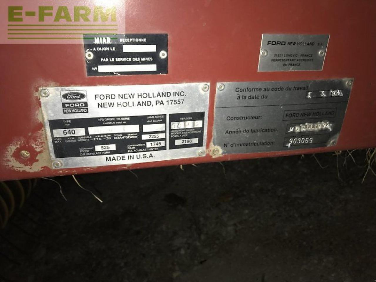 New Holland 640 B Bale Command - Square baler: picture 3 New Holland 640 B Bale Command - Square baler: picture 3