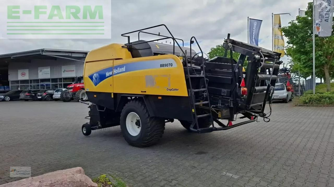 New Holland bb 9070 - Square baler: picture 3 New Holland bb 9070 - Square baler: picture 3
