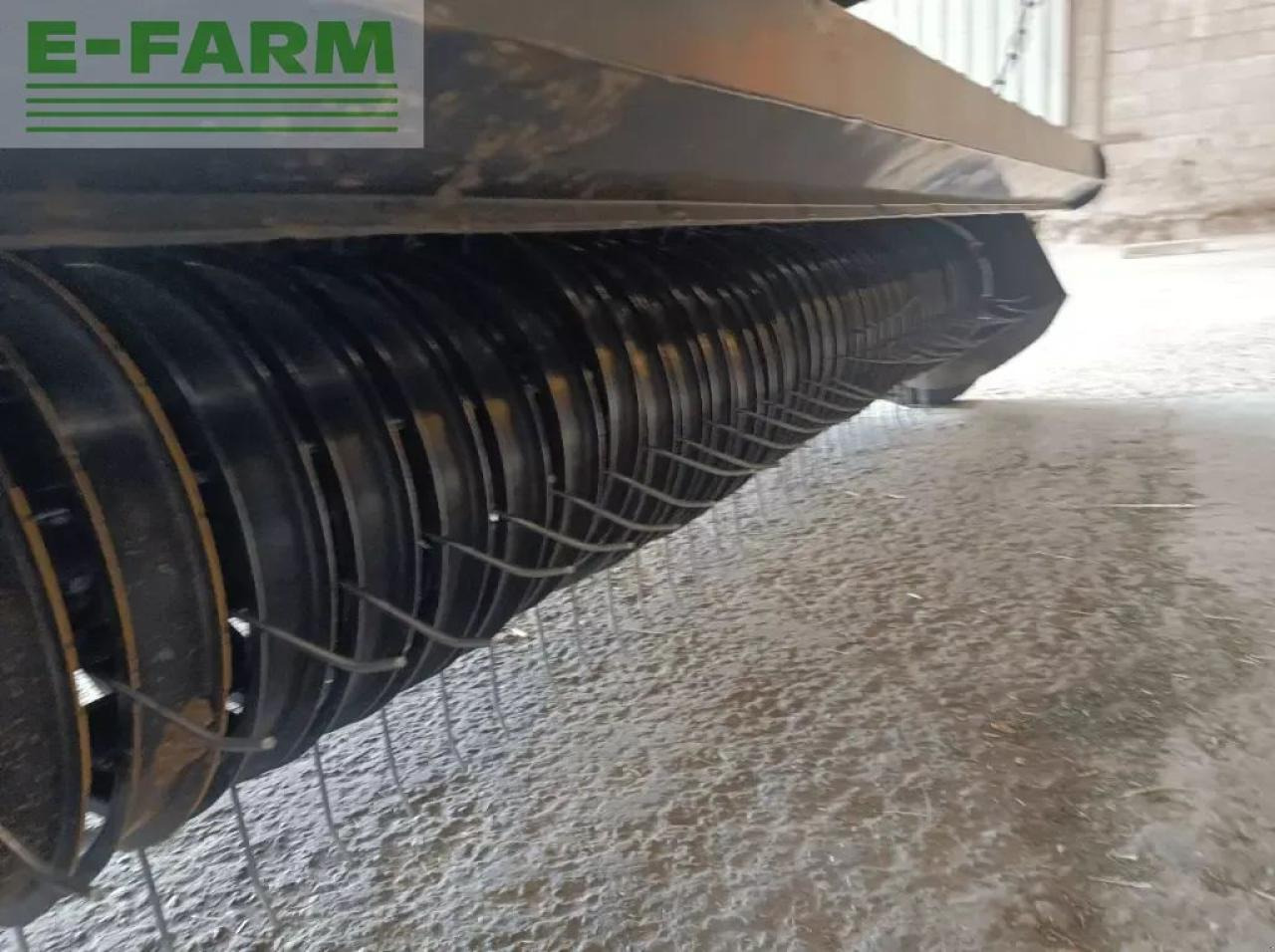 New Holland br7070 crop cutter - Square baler: picture 4 New Holland br7070 crop cutter - Square baler: picture 4