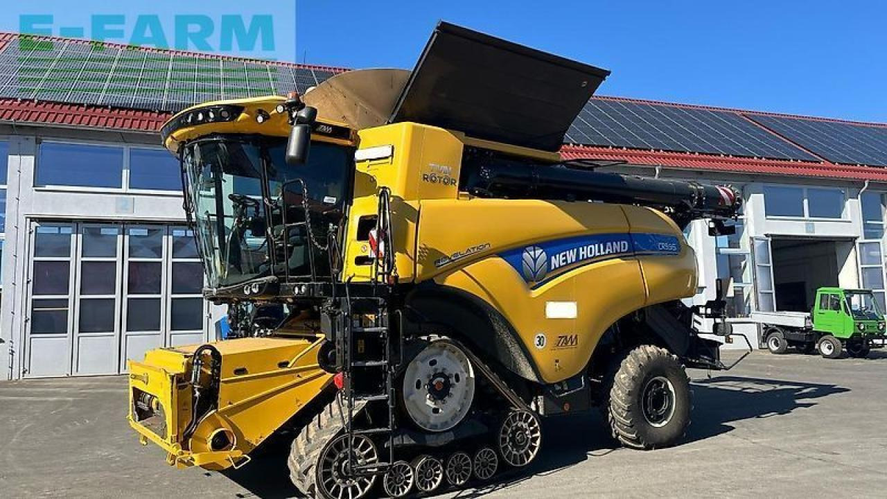 New Holland cr 8.90 raupe 14500 liter korntank track + sw + sww intellisense - Combine harvester: picture 1 New Holland cr 8.90 raupe 14500 liter korntank track + sw + sww intellisense - Combine harvester: picture 1