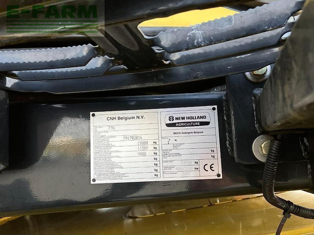 Combine harvester New Holland cr9090: picture 12