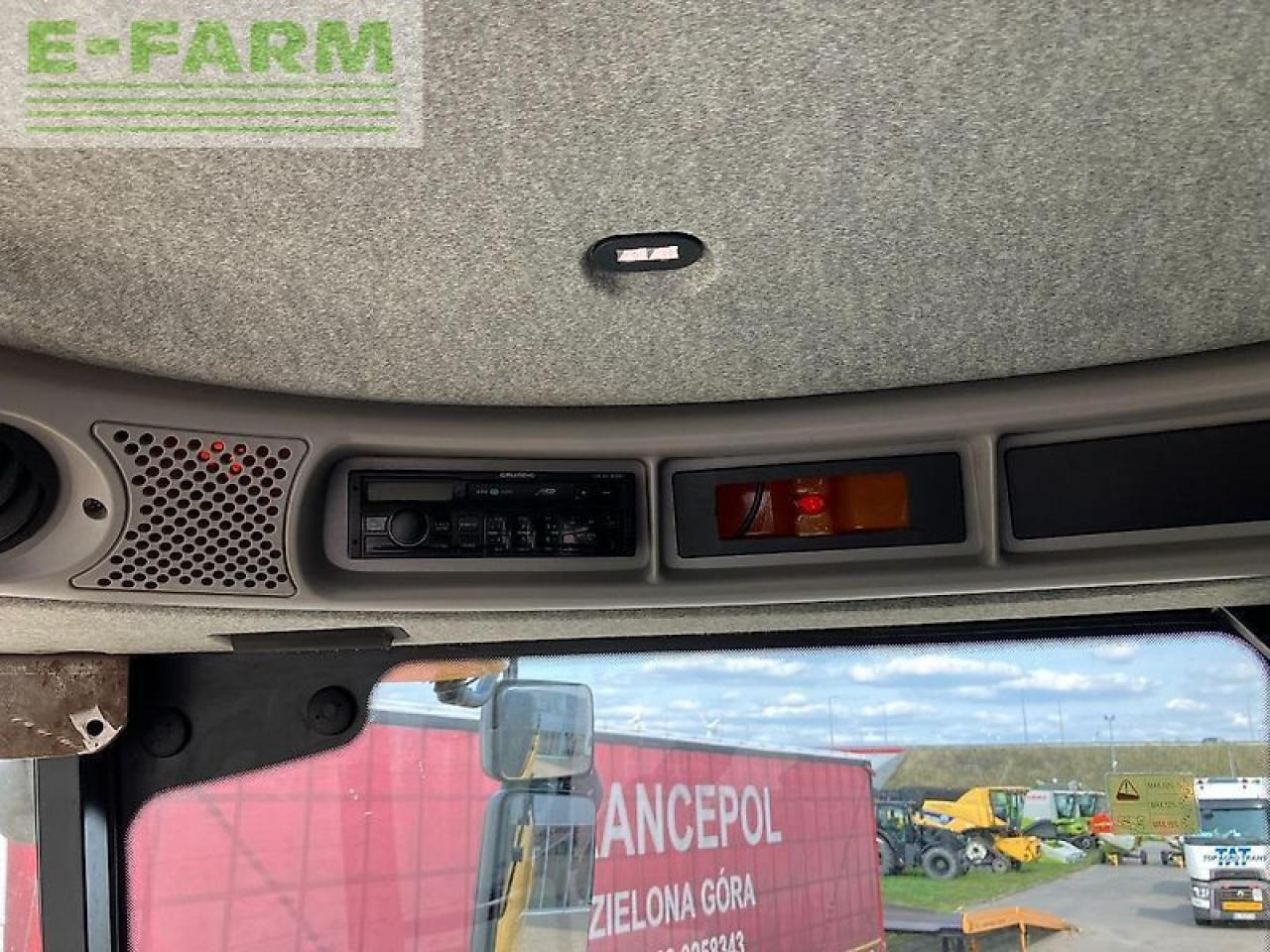 Combine harvester New Holland cr9090: picture 22