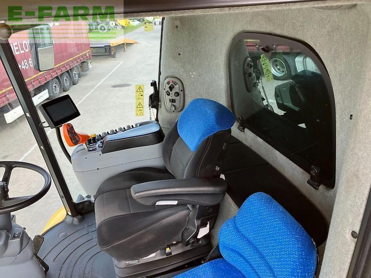 Combine harvester New Holland cr9090: picture 21