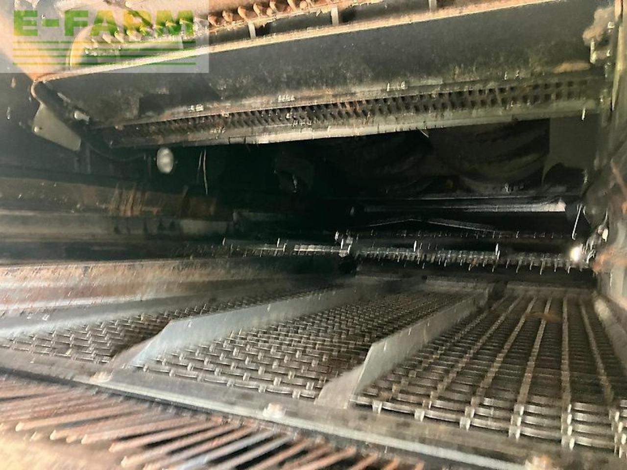 Combine harvester New Holland cr9090: picture 17