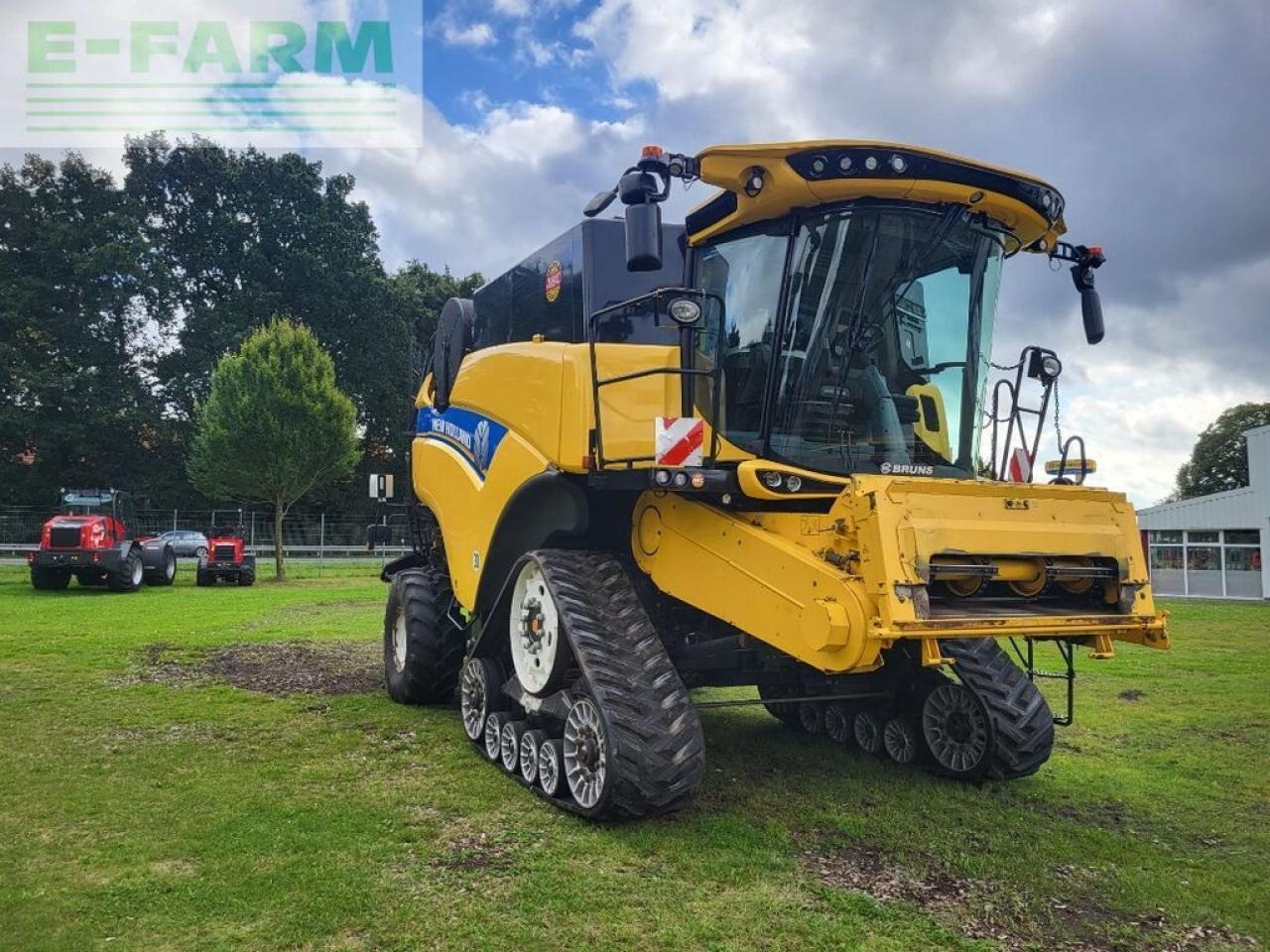 Combine harvester New Holland cx8.85 raupe tier-4b: picture 7
