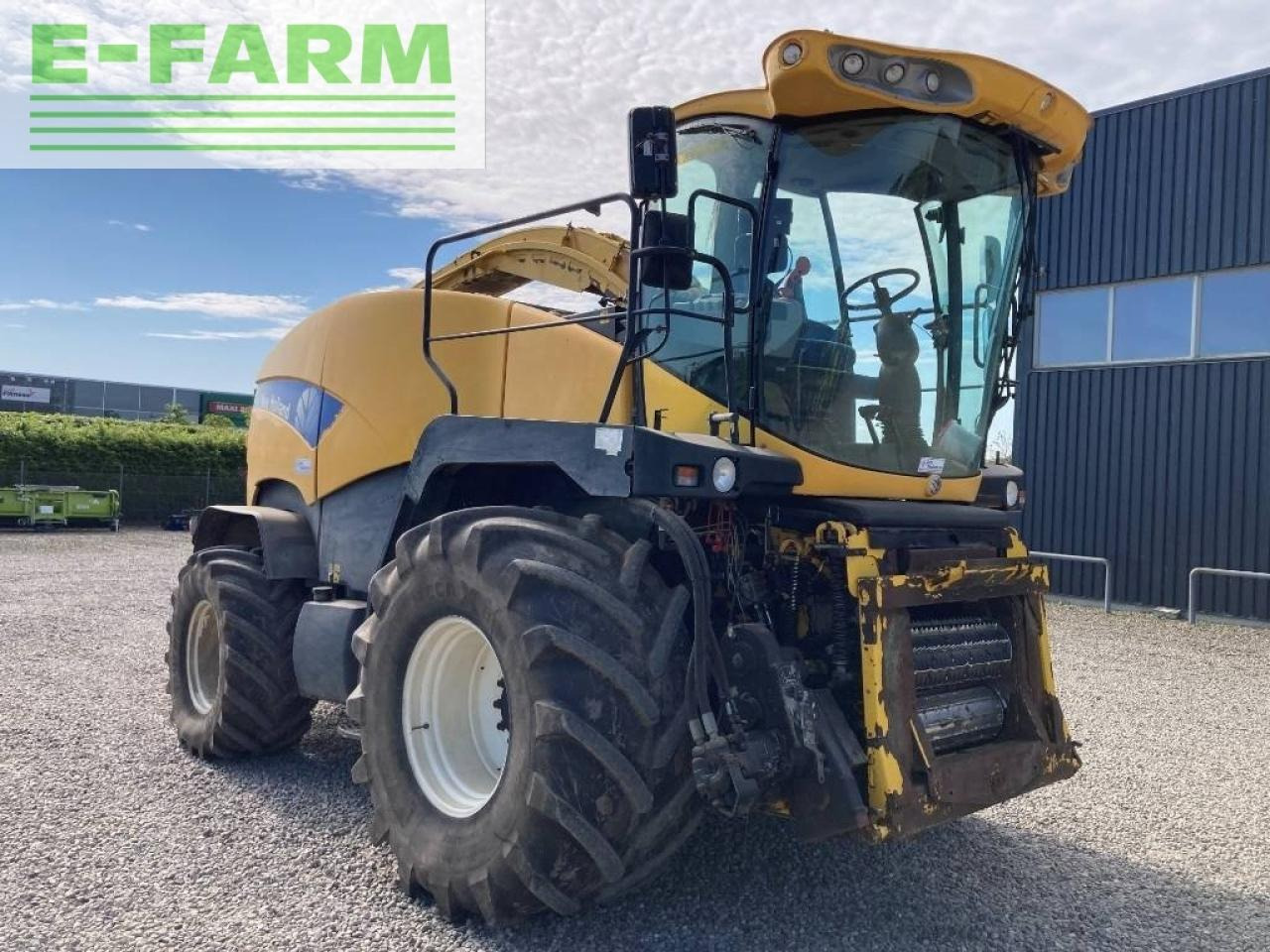 New Holland fr 9040 - Forage harvester attachment: picture 1 New Holland fr 9040 - Forage harvester attachment: picture 1