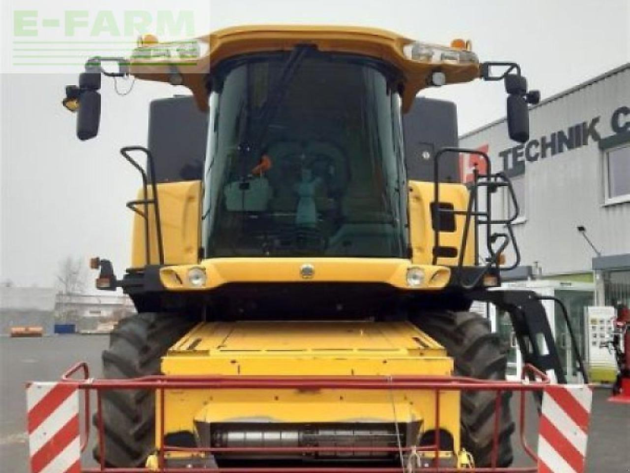 New Holland gebr. mähdrescher new holland - Combine harvester: picture 5 New Holland gebr. mähdrescher new holland - Combine harvester: picture 5