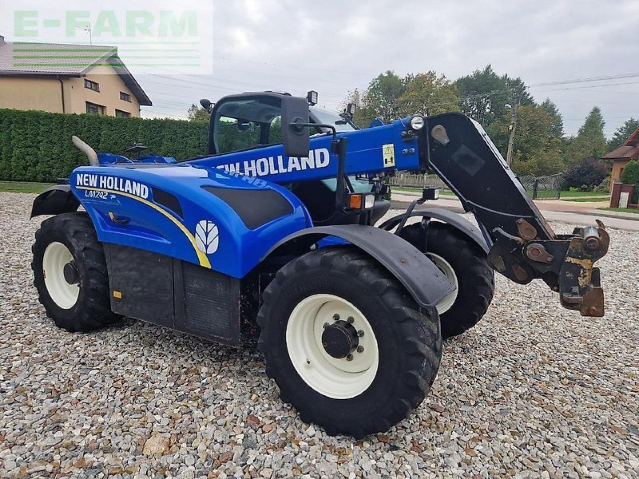 New Holland lm 7.42 - Wheel loader: picture 1 New Holland lm 7.42 - Wheel loader: picture 1