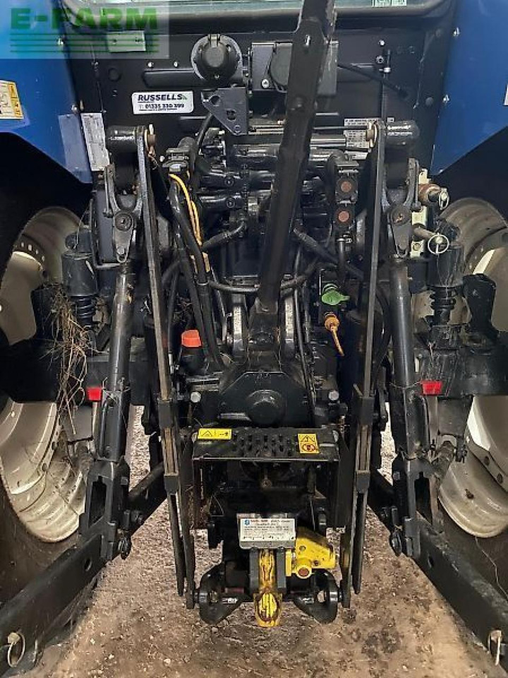 New Holland t5.120 - Farm tractor: picture 3 New Holland t5.120 - Farm tractor: picture 3