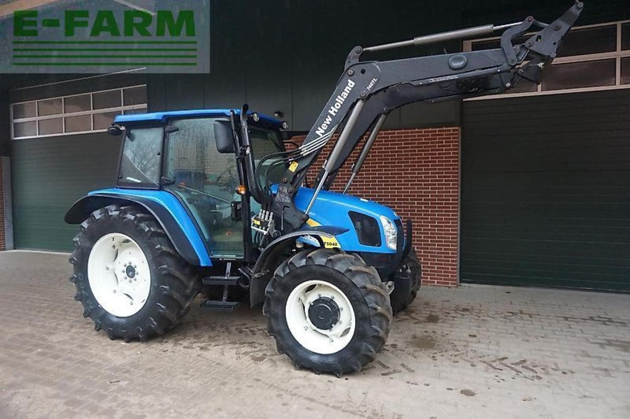 New Holland t5040 nur 860 std. - Farm tractor: picture 1 New Holland t5040 nur 860 std. - Farm tractor: picture 1